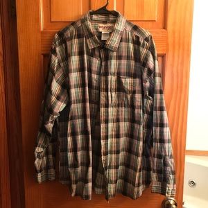 Wrangler Rugged Wear Shirt. Smoke free home.